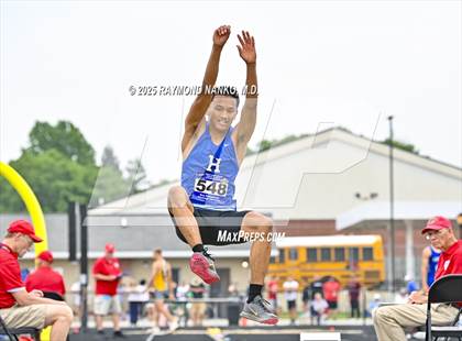 Thumbnail 2 in IHSAA Finals (Long Jump) photogallery.