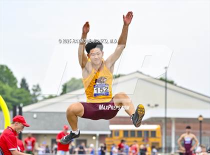 Thumbnail 1 in IHSAA Finals (Long Jump) photogallery.