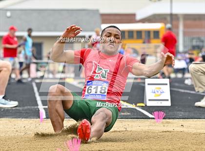 Thumbnail 3 in IHSAA Finals (Long Jump) photogallery.