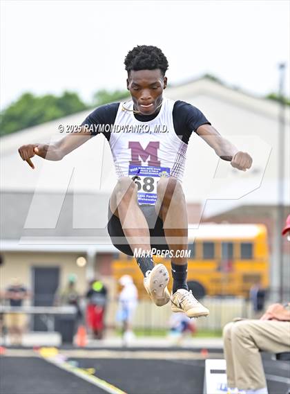 Thumbnail 1 in IHSAA Finals (Long Jump) photogallery.
