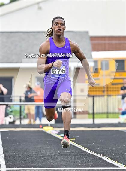 Thumbnail 1 in IHSAA Finals (Long Jump) photogallery.