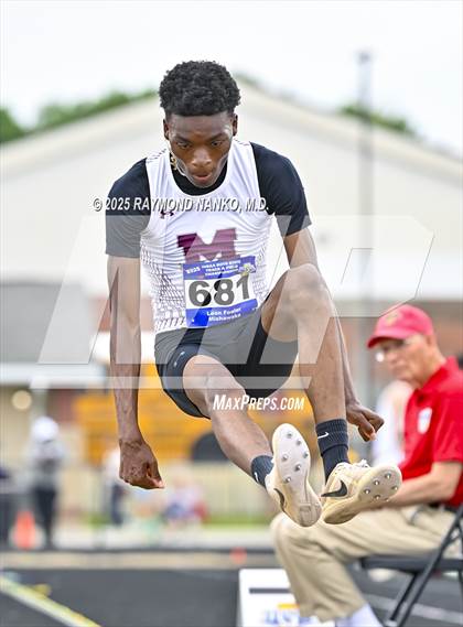 Thumbnail 3 in IHSAA Finals (Long Jump) photogallery.