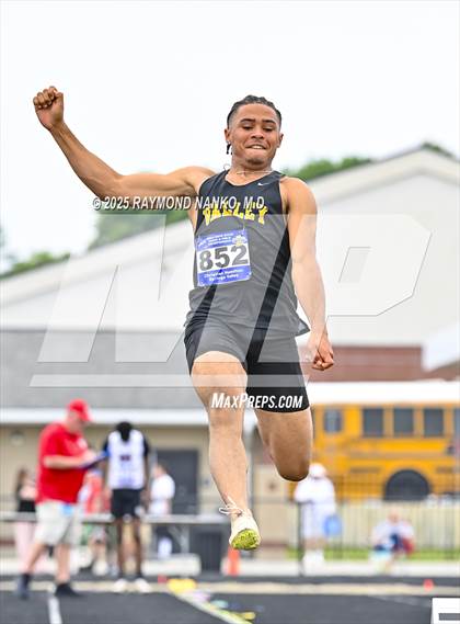 Thumbnail 1 in IHSAA Finals (Long Jump) photogallery.