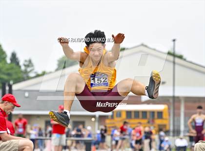 Thumbnail 2 in IHSAA Finals (Long Jump) photogallery.