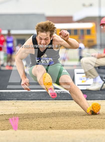 Thumbnail 1 in IHSAA Finals (Long Jump) photogallery.