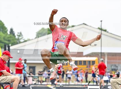 Thumbnail 3 in IHSAA Finals (Long Jump) photogallery.