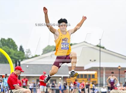 Thumbnail 3 in IHSAA Finals (Long Jump) photogallery.