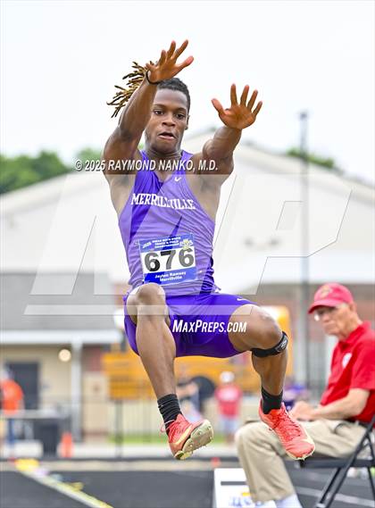 Thumbnail 2 in IHSAA Finals (Long Jump) photogallery.