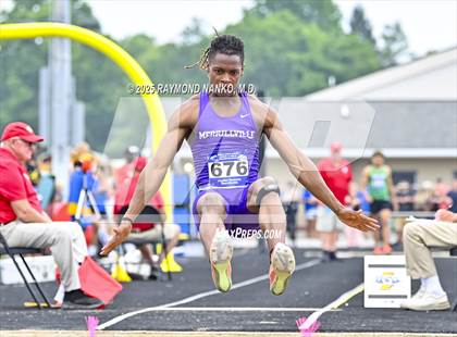 Thumbnail 2 in IHSAA Finals (Long Jump) photogallery.