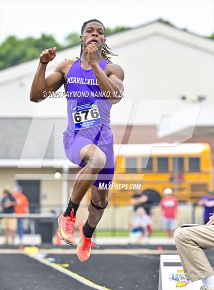 Thumbnail 2 in IHSAA Finals (Long Jump) photogallery.