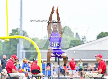 Thumbnail 3 in IHSAA Finals (Long Jump) photogallery.