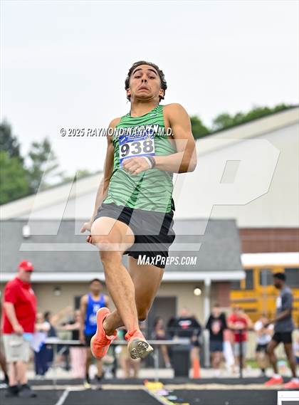 Thumbnail 2 in IHSAA Finals (Long Jump) photogallery.