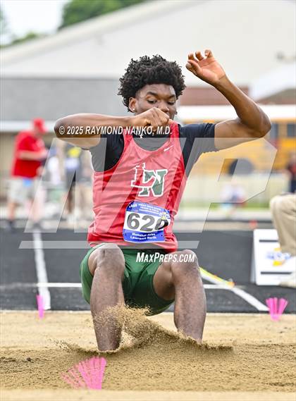 Thumbnail 1 in IHSAA Finals (Long Jump) photogallery.