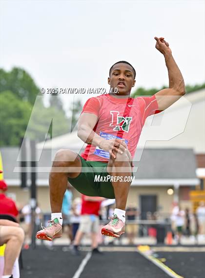 Thumbnail 2 in IHSAA Finals (Long Jump) photogallery.