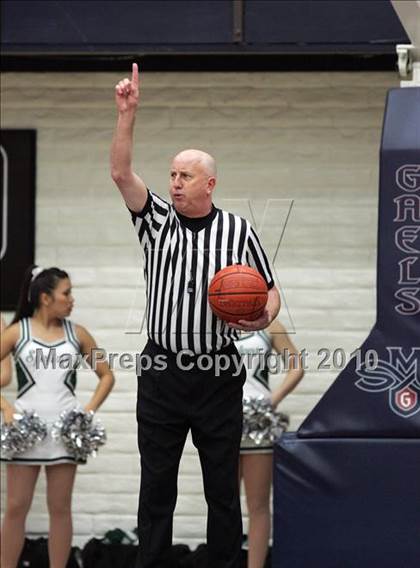 Thumbnail 1 in De La Salle vs. San Ramon Valley (CIF NorCal D1 Semifinals) photogallery.