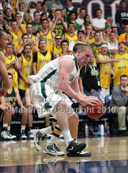 Thumbnail 2 in De La Salle vs. San Ramon Valley (CIF NorCal D1 Semifinals) photogallery.