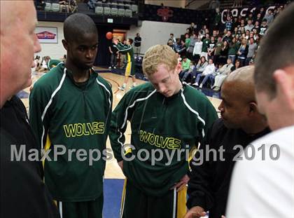 Thumbnail 1 in De La Salle vs. San Ramon Valley (CIF NorCal D1 Semifinals) photogallery.