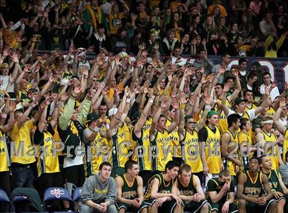 Thumbnail 1 in De La Salle vs. San Ramon Valley (CIF NorCal D1 Semifinals) photogallery.