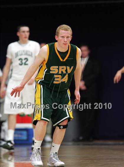 Thumbnail 3 in De La Salle vs. San Ramon Valley (CIF NorCal D1 Semifinals) photogallery.