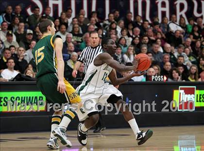 Thumbnail 3 in De La Salle vs. San Ramon Valley (CIF NorCal D1 Semifinals) photogallery.