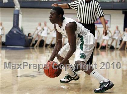 Thumbnail 1 in De La Salle vs. San Ramon Valley (CIF NorCal D1 Semifinals) photogallery.