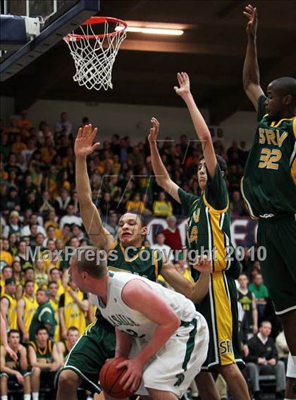 Thumbnail 1 in De La Salle vs. San Ramon Valley (CIF NorCal D1 Semifinals) photogallery.