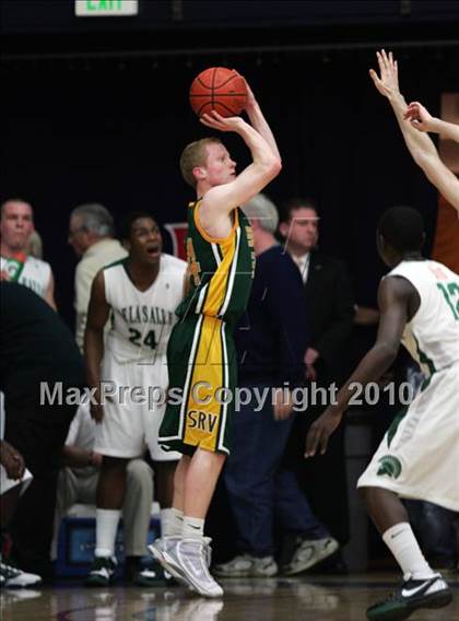 Thumbnail 3 in De La Salle vs. San Ramon Valley (CIF NorCal D1 Semifinals) photogallery.