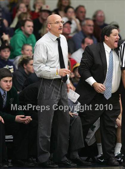Thumbnail 2 in De La Salle vs. San Ramon Valley (CIF NorCal D1 Semifinals) photogallery.