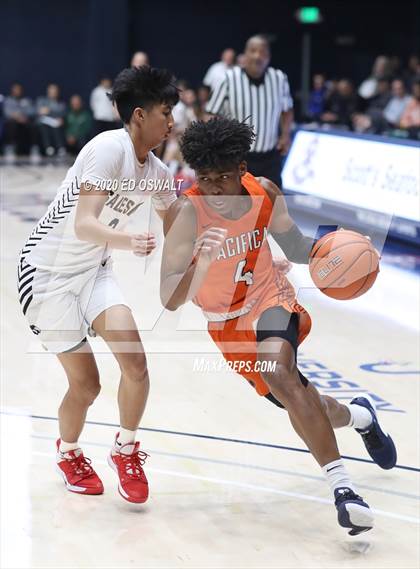 Thumbnail 3 in Salesian College Preparatory vs. Pacifica Christian/Orange County (Maxpreps MLK Classic) photogallery.