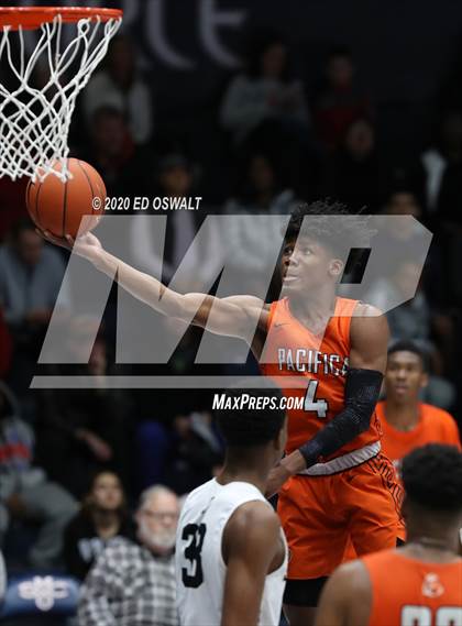 Thumbnail 2 in Salesian College Preparatory vs. Pacifica Christian/Orange County (Maxpreps MLK Classic) photogallery.