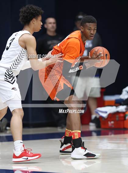 Thumbnail 3 in Salesian College Preparatory vs. Pacifica Christian/Orange County (Maxpreps MLK Classic) photogallery.