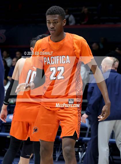 Thumbnail 1 in Salesian College Preparatory vs. Pacifica Christian/Orange County (Maxpreps MLK Classic) photogallery.