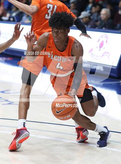 Thumbnail 3 in Salesian College Preparatory vs. Pacifica Christian/Orange County (Maxpreps MLK Classic) photogallery.