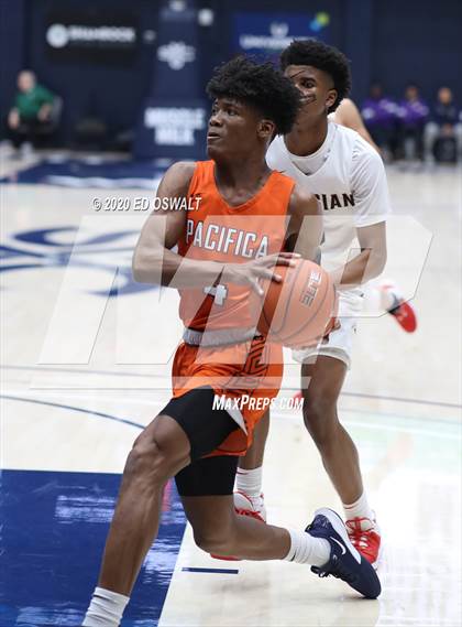 Thumbnail 2 in Salesian College Preparatory vs. Pacifica Christian/Orange County (Maxpreps MLK Classic) photogallery.