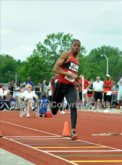 Thumbnail 1 in NYSPHSAA Track & Field Championships (Boys Events - Day 1)  photogallery.