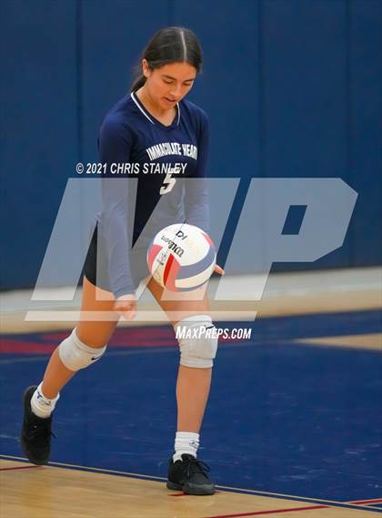 Thumbnail 1 in Immaculate Heart @ Rock Point (AIA - 1A Playoffs Round 1) photogallery.