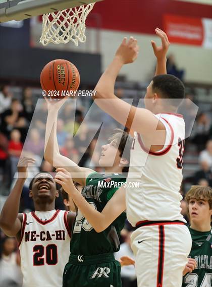 Thumbnail 2 in Pine-Richland @ New Castle photogallery.