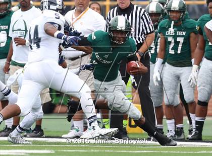 Thumbnail 3 in Cass Tech vs. Southfield (Tim Horton Prep Kickoff Classic) photogallery.