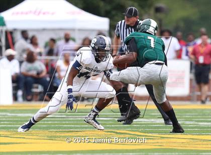 Thumbnail 3 in Cass Tech vs. Southfield (Tim Horton Prep Kickoff Classic) photogallery.