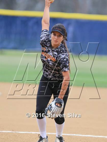 Thumbnail 2 in Calexico vs. Escondido (CIF SDS D2 Final) photogallery.