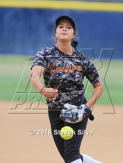 Thumbnail 2 in Calexico vs. Escondido (CIF SDS D2 Final) photogallery.