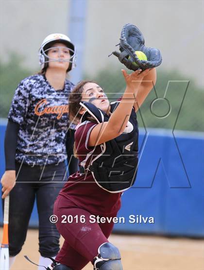 Thumbnail 3 in Calexico vs. Escondido (CIF SDS D2 Final) photogallery.