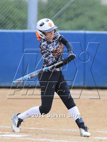 Thumbnail 2 in Calexico vs. Escondido (CIF SDS D2 Final) photogallery.