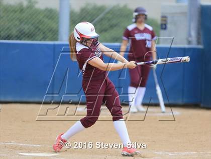 Thumbnail 1 in Calexico vs. Escondido (CIF SDS D2 Final) photogallery.
