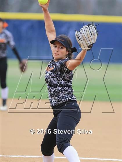 Thumbnail 2 in Calexico vs. Escondido (CIF SDS D2 Final) photogallery.