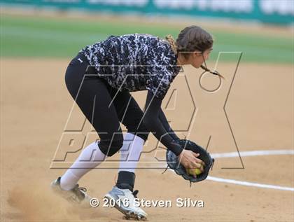 Thumbnail 1 in Calexico vs. Escondido (CIF SDS D2 Final) photogallery.