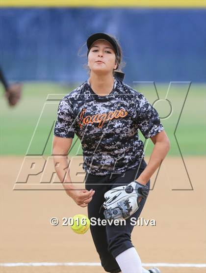 Thumbnail 3 in Calexico vs. Escondido (CIF SDS D2 Final) photogallery.