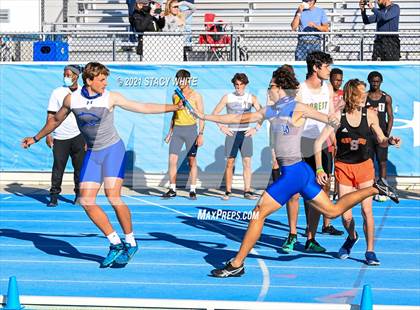Thumbnail 2 in IMG Academy Invitational (Track Events) photogallery.
