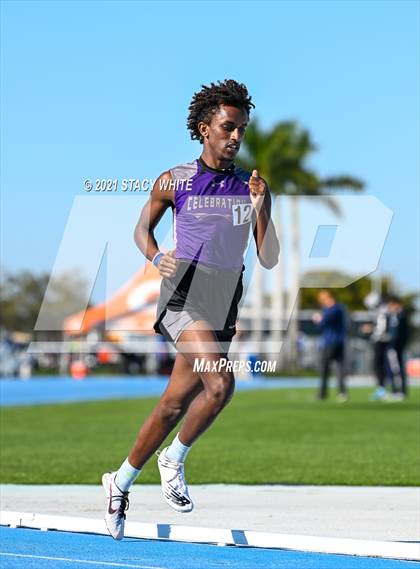 Thumbnail 3 in IMG Academy Invitational (Track Events) photogallery.