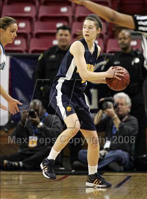 Thumbnail 3 in Mission Prep vs. Branson (CIF State D5 Final) photogallery.